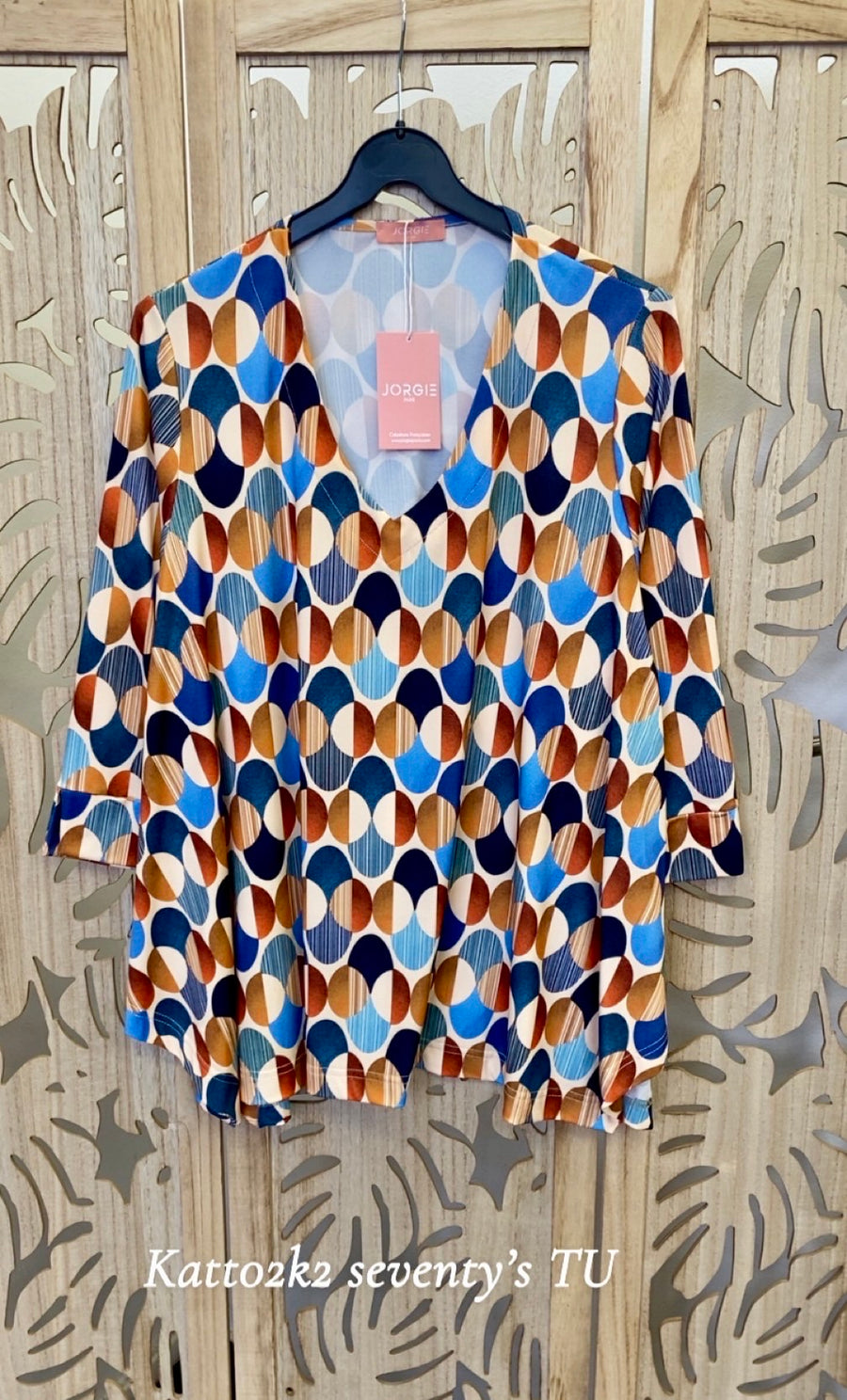 Top grande taille en maille fluide imprimée Seventies KATT02K2