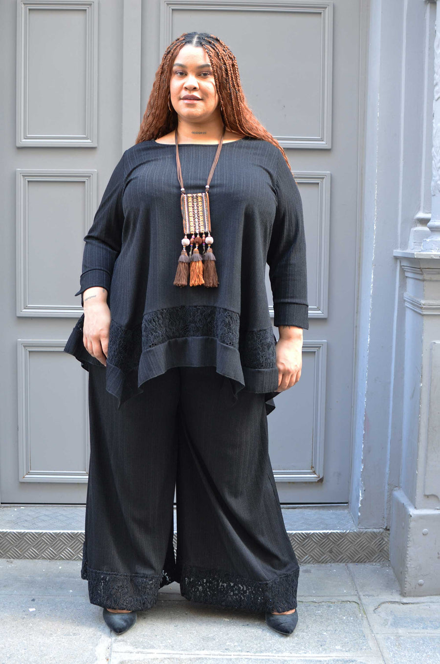 TOP grande taille en maille côtelée et dentelle noir MARION07