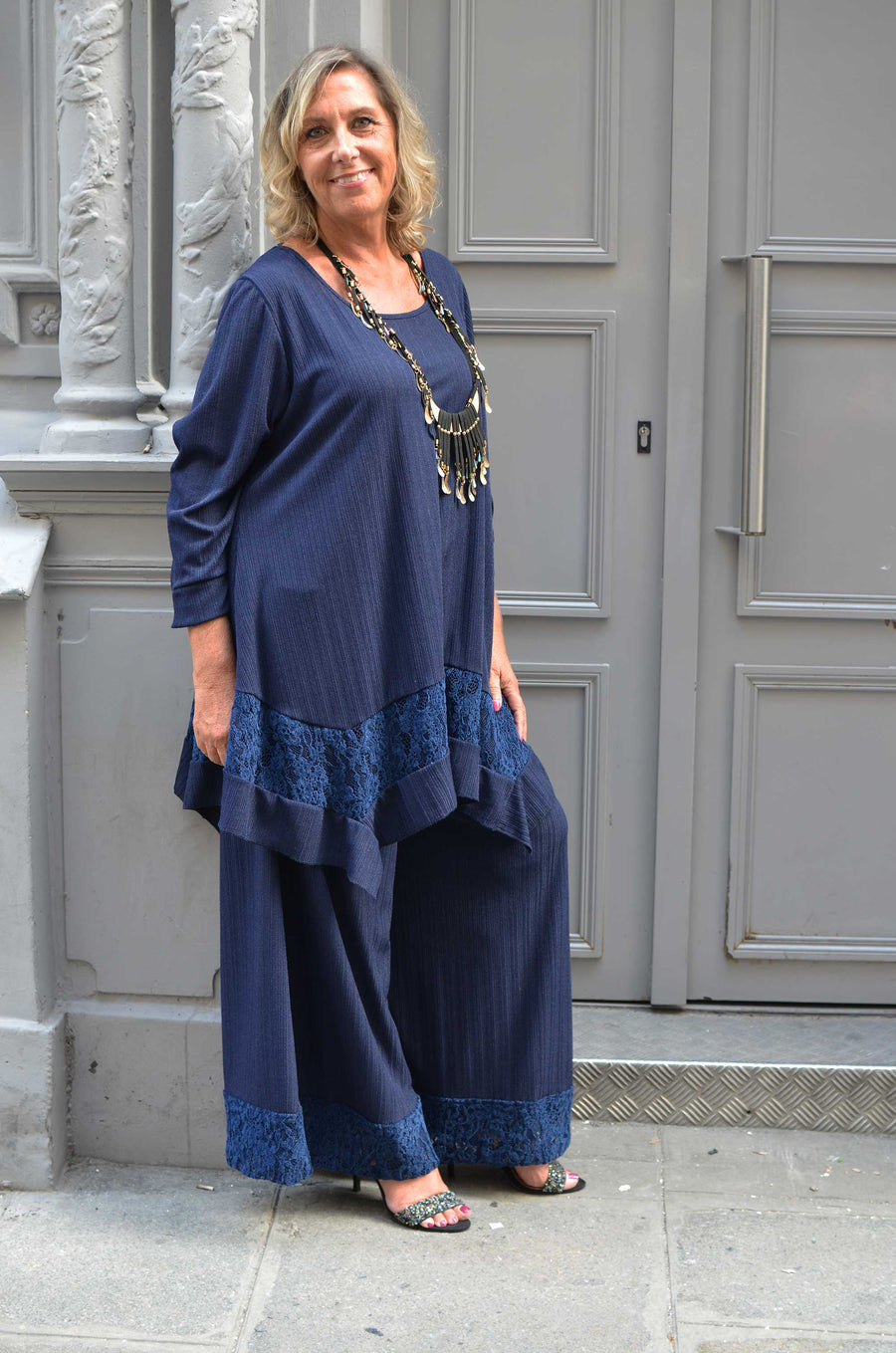 TOP grande taille en maille côtelée et dentelle marine MARION07