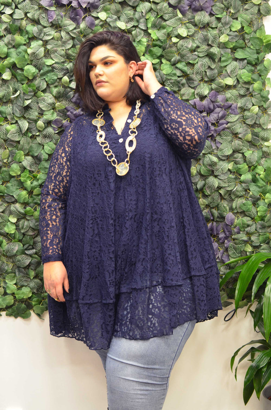 Robe Grande Taille boule ample en dentelle de velours marine ou noir BEL06